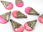 1 pendant - Sterling silver plated bail small size mother of pearl hot pink shell pendant from Nepal -SP049 - Copyright Nepalbeadshop