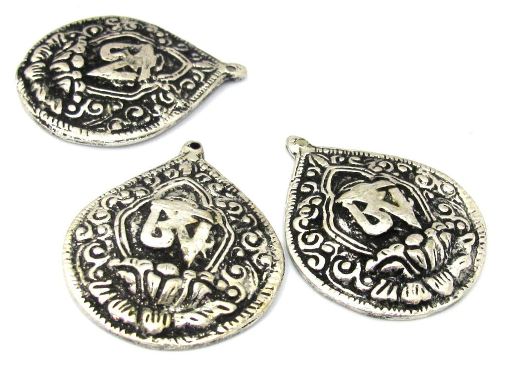 1 Pendant - Tibetan silver Om mantra lotus flower pendant from Nepal - CP110