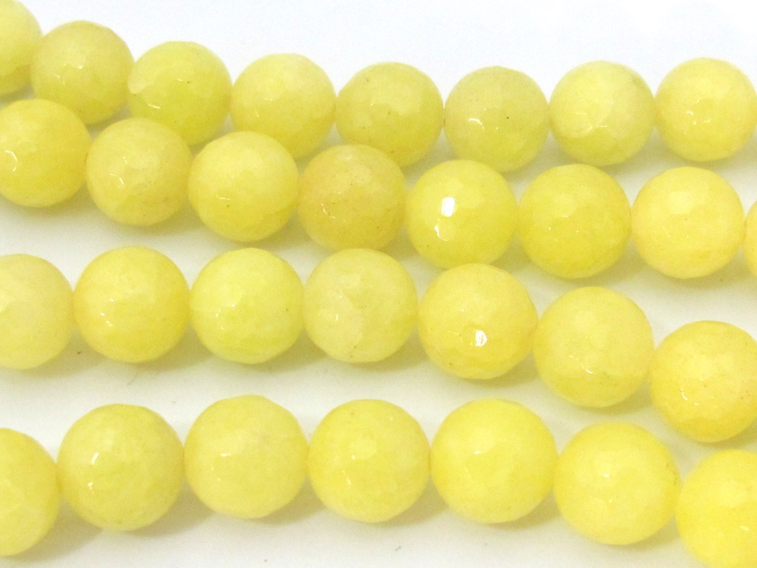 10 BEADS - Faceted yellow dyed jade gemstone beads 10 mm - GM394