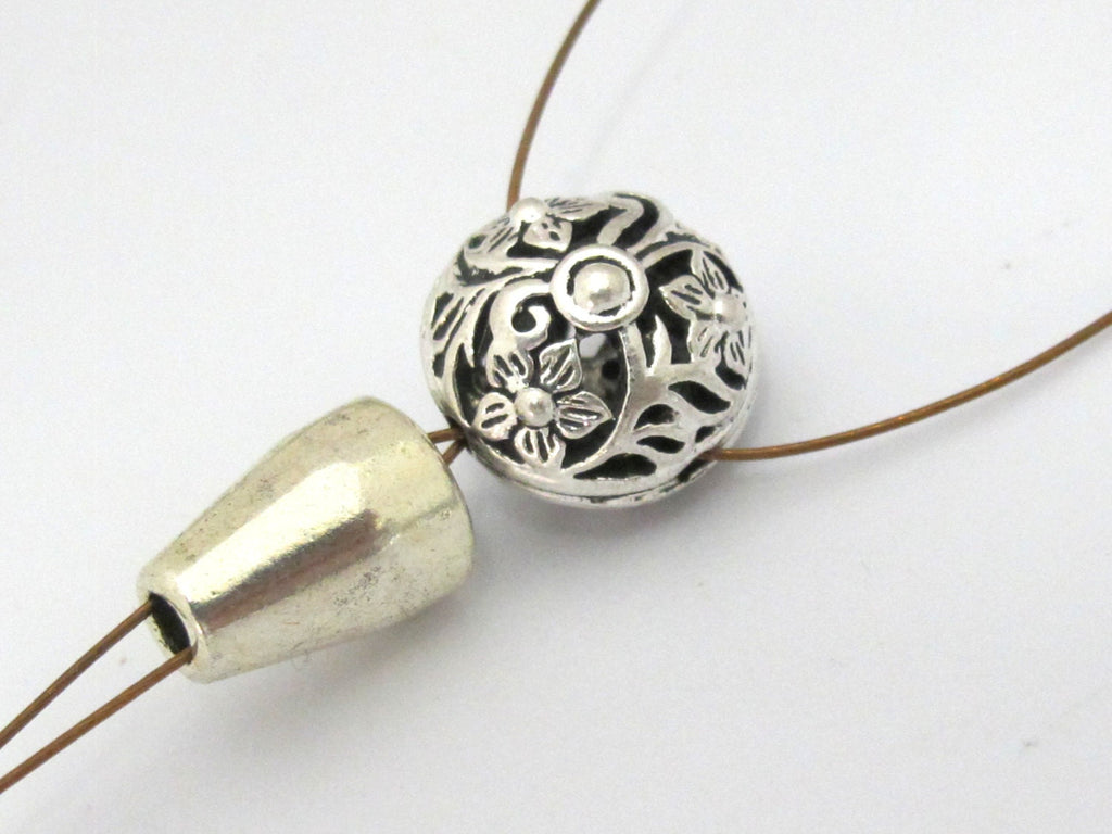 1 Guru bead set - Tibetan silver 3 hole oval shape floral design Guru bead with column bead - GB039