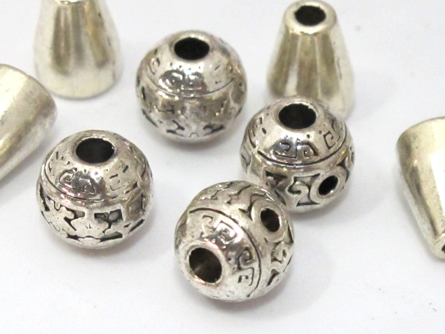 3 Guru bead set - Tibetan mala making 3 hole guru bead set 9-10 mm size - GB041