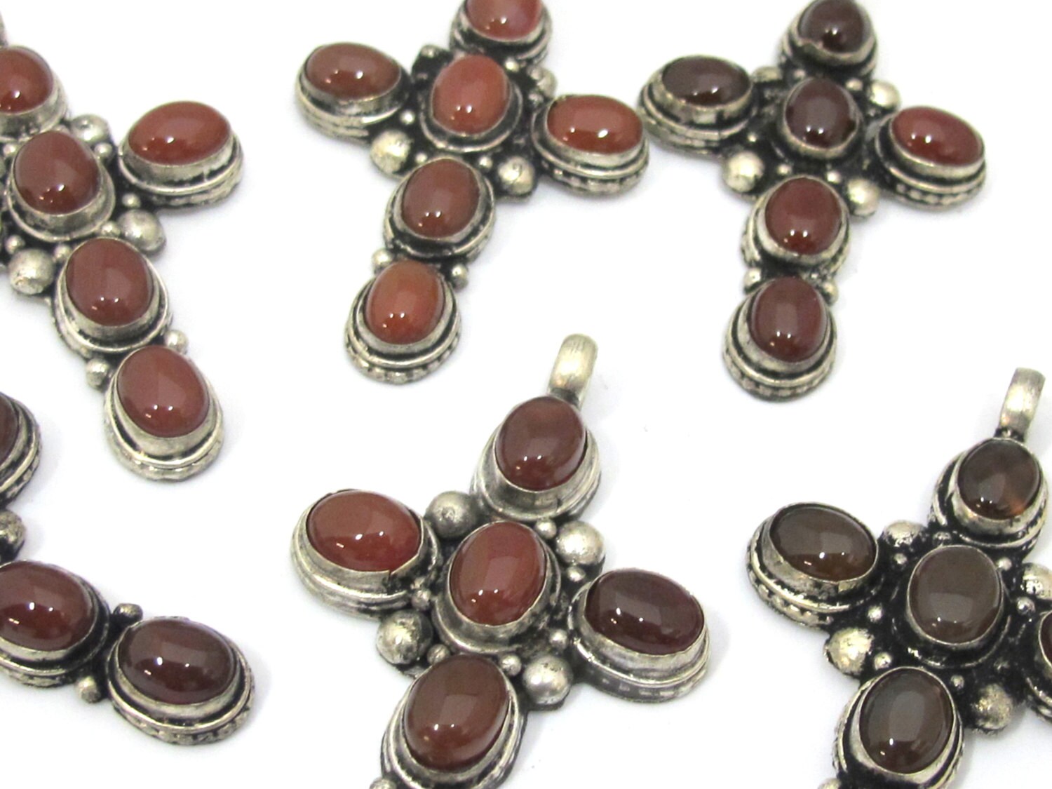 1 Pendant - Tibetan antiqued silver finish agate gemstone cross pendant from Nepal - PM230L