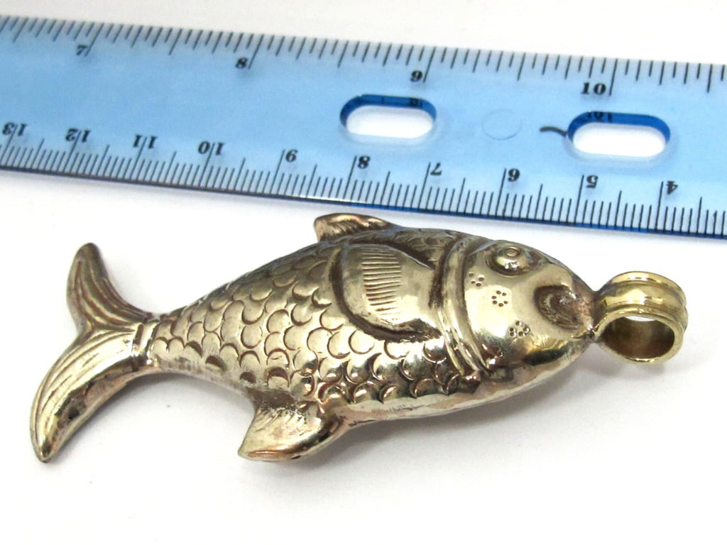 1 Pendant - Large Tibetan silver repousse carving fish pendant from Nepal - PM472A