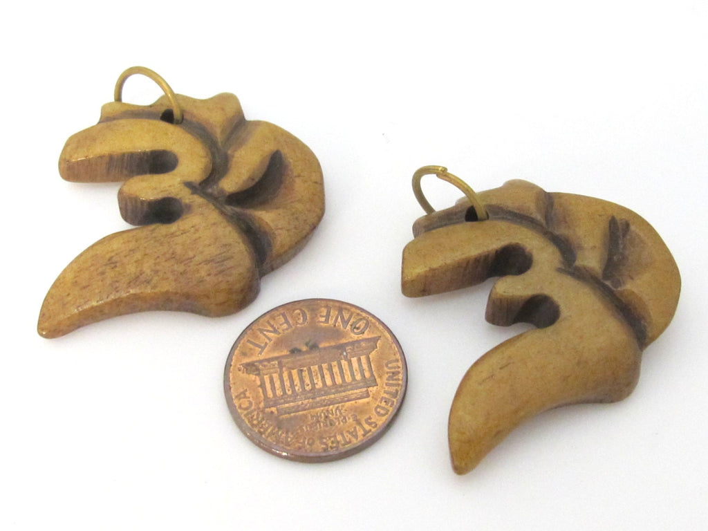 1 pendant - Tibetan pendant Carved Om recycled cattle bone pendant - PB096