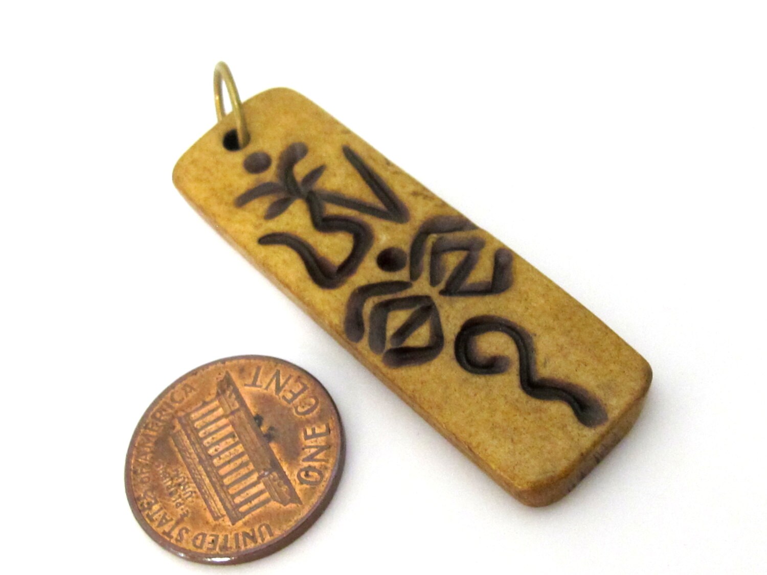 1 pendant - tibetan pendant - Tibetan Om with buddha eye rectangular bar shape carved recycled cattle bone pendant - PB100
