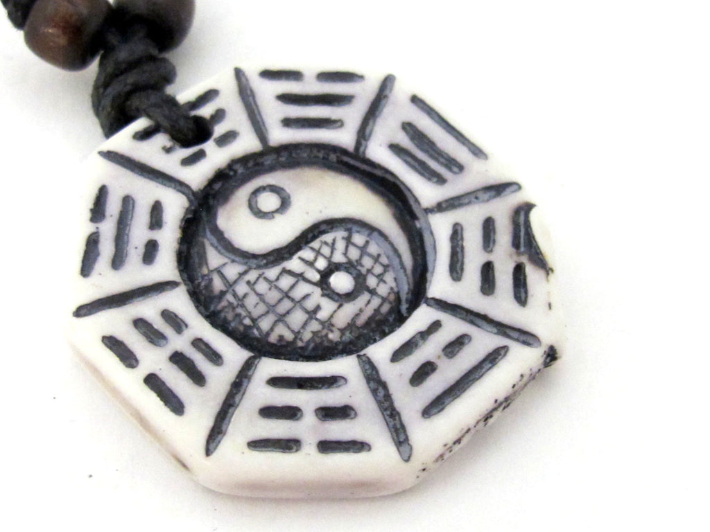 1 Pendant - Cream color Yin yang symbol octagonal resin pendant - PB104
