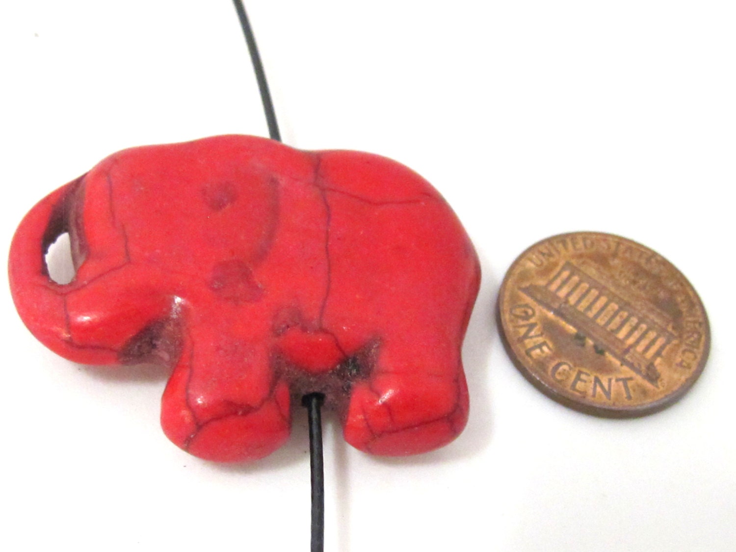 1 BEAD - Red color howlite turquoise elephant shape bead pendant 39 mm x 30 mm - GM402C