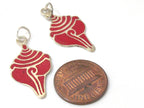1 charm - Small size inlaid Tibetan conch shell shape pendant from Nepal - PM495B