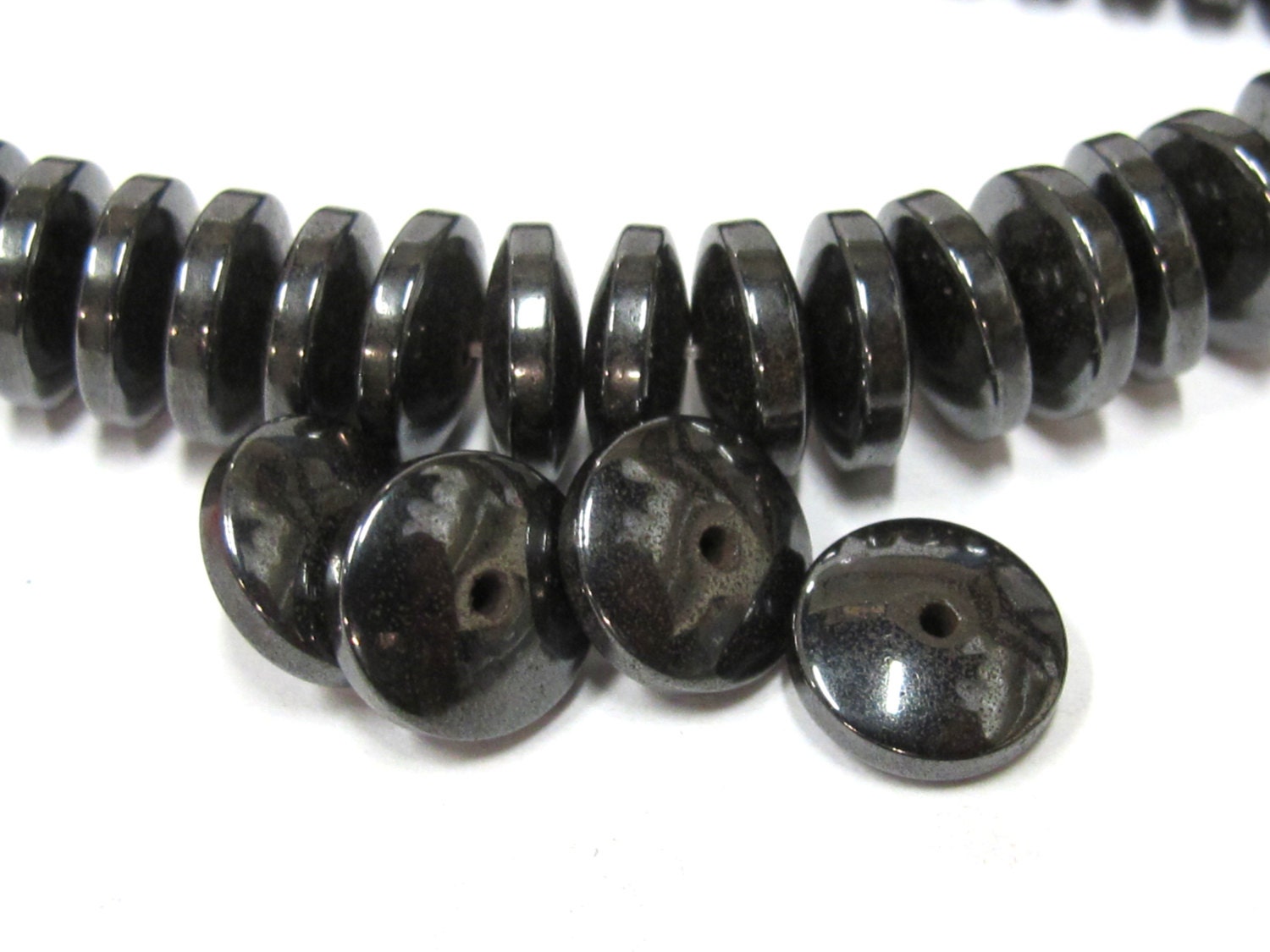 10 BEADS - 10 mm size Magnetic Hematite disc gemstone Beads - GM405