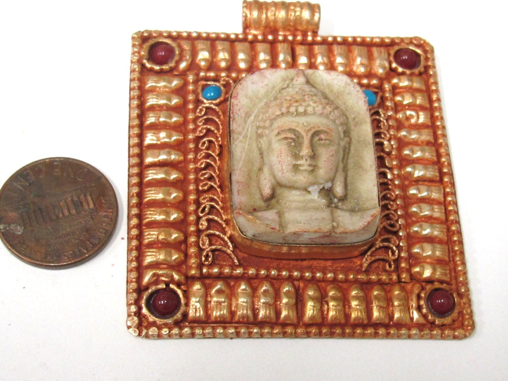 Gorgeous Square shape Buddha pendant with ethnic tibetan filigree design - PM109N