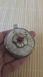 1 pendant - Ethnic Tibetan silver naga conch shell  pendant with coral inlay and floral carving on reverse side  - PM586A